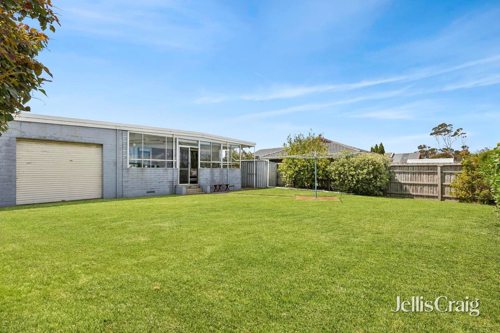 54 Graylea Avenue, Herne Hill, Herne Hill - Thumbnail 8