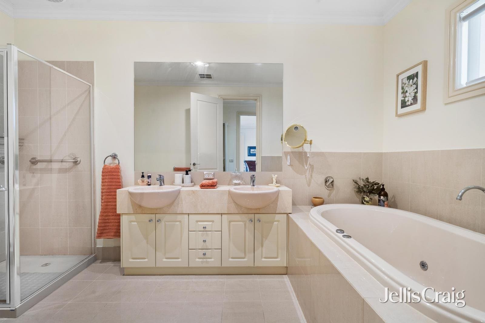 2 Mont Close, Doncaster East, Doncaster East - Thumbnail 8