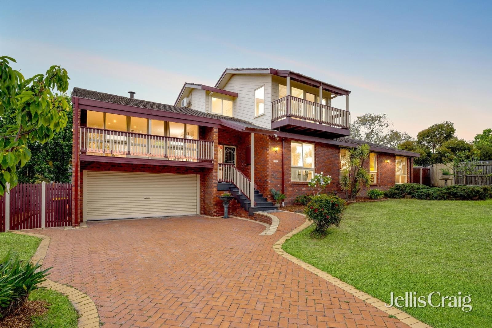 85 Mary Avenue, Wheelers Hill, Wheelers Hill - Thumbnail 2
