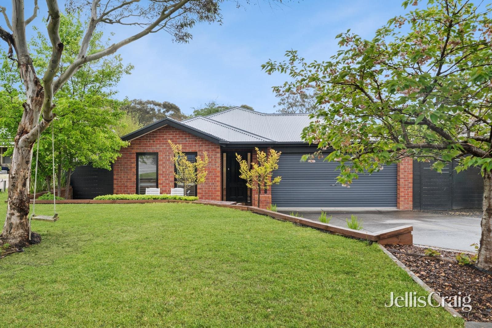 9 Arthur Court, Woodend, Woodend - Thumbnail 2