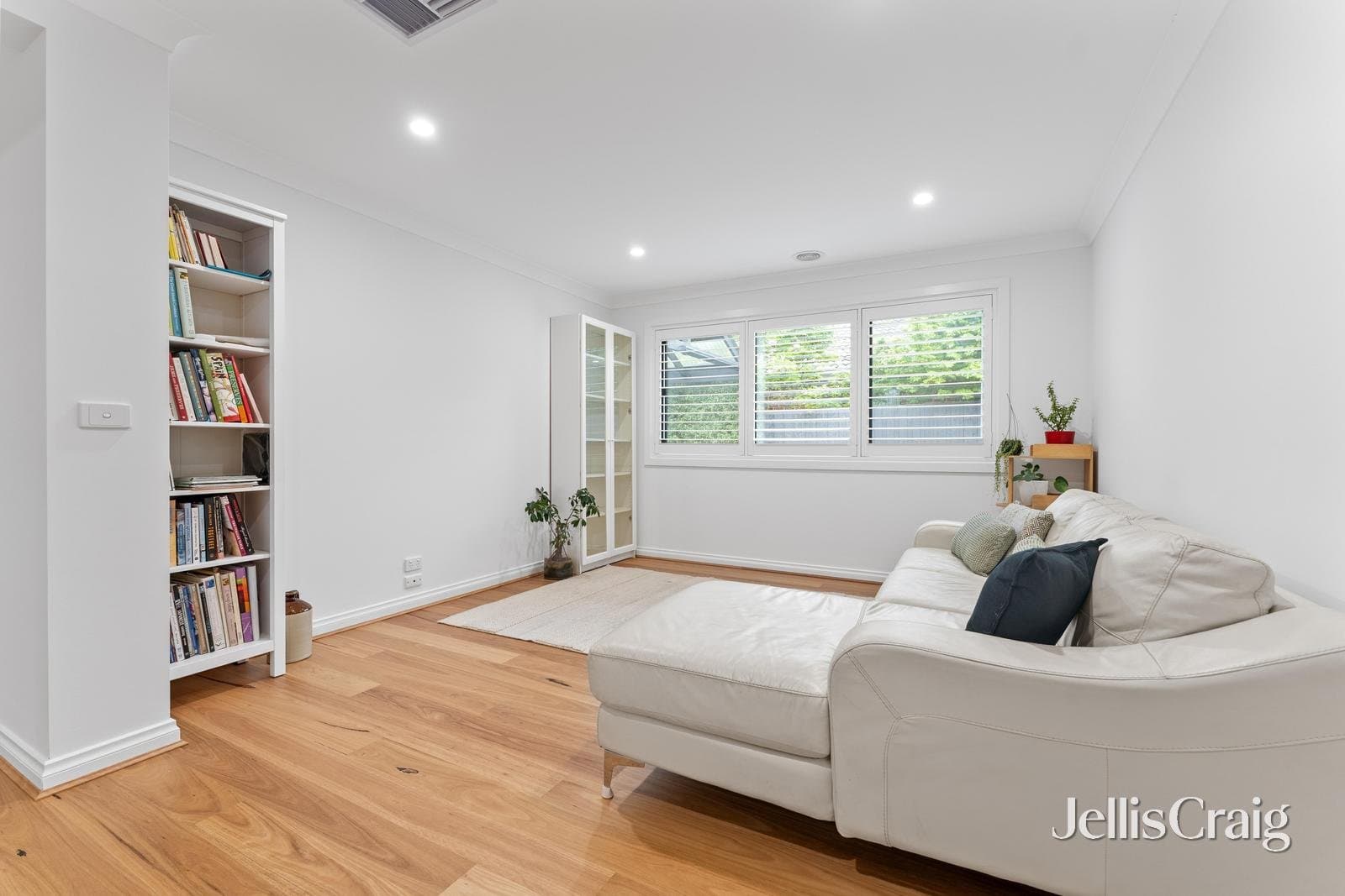 9 Arthur Court, Woodend, Woodend - Thumbnail 5