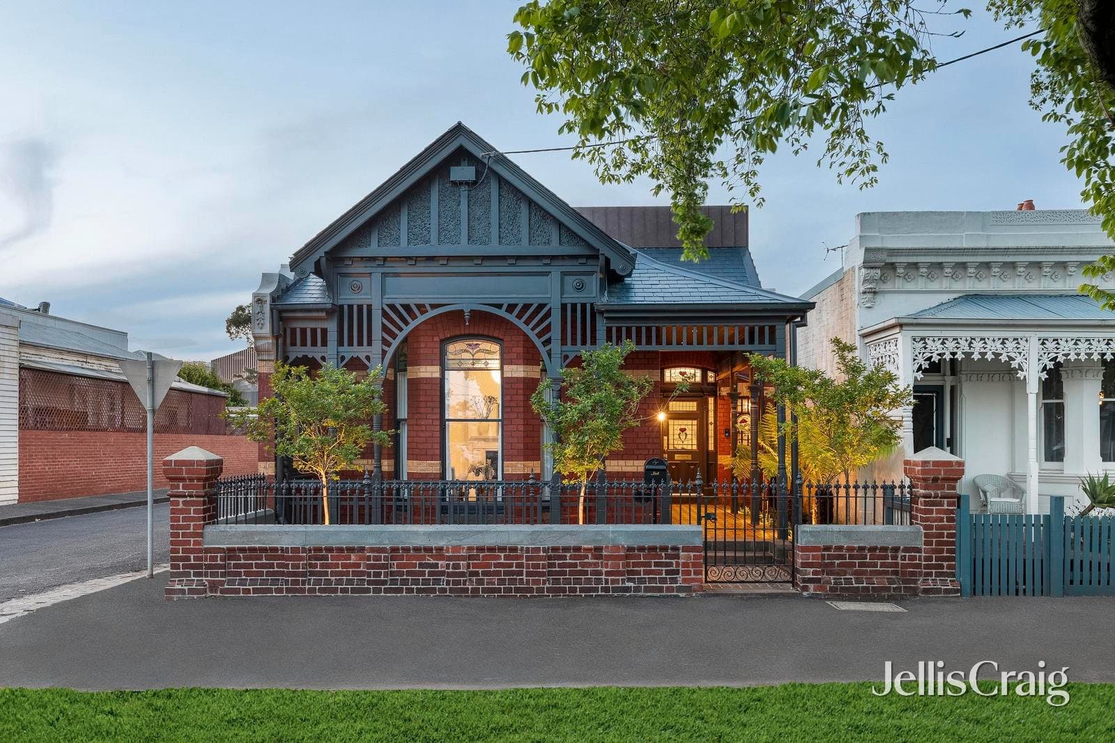 114 Victoria Avenue, Albert Park, Albert Park - Thumbnail 2