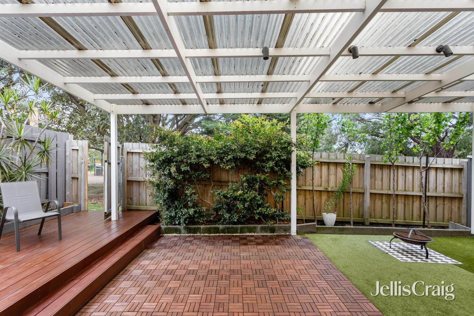 2/3 Brady Road, Bentleigh East, Bentleigh East - Image 1