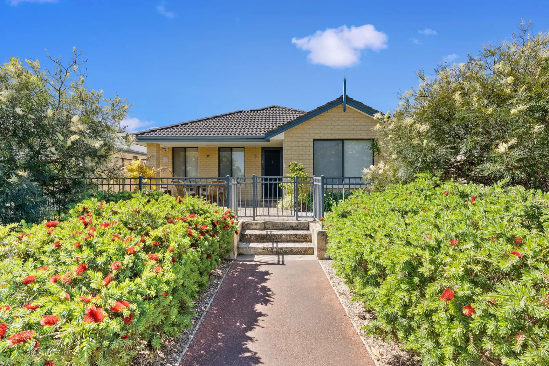 6 Grenada Lane, Success., Success - Image 1