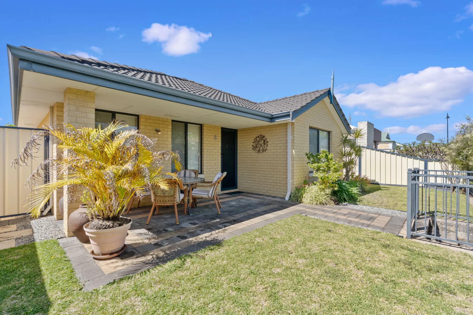 6 Grenada Lane, Success., Success - Thumbnail 2