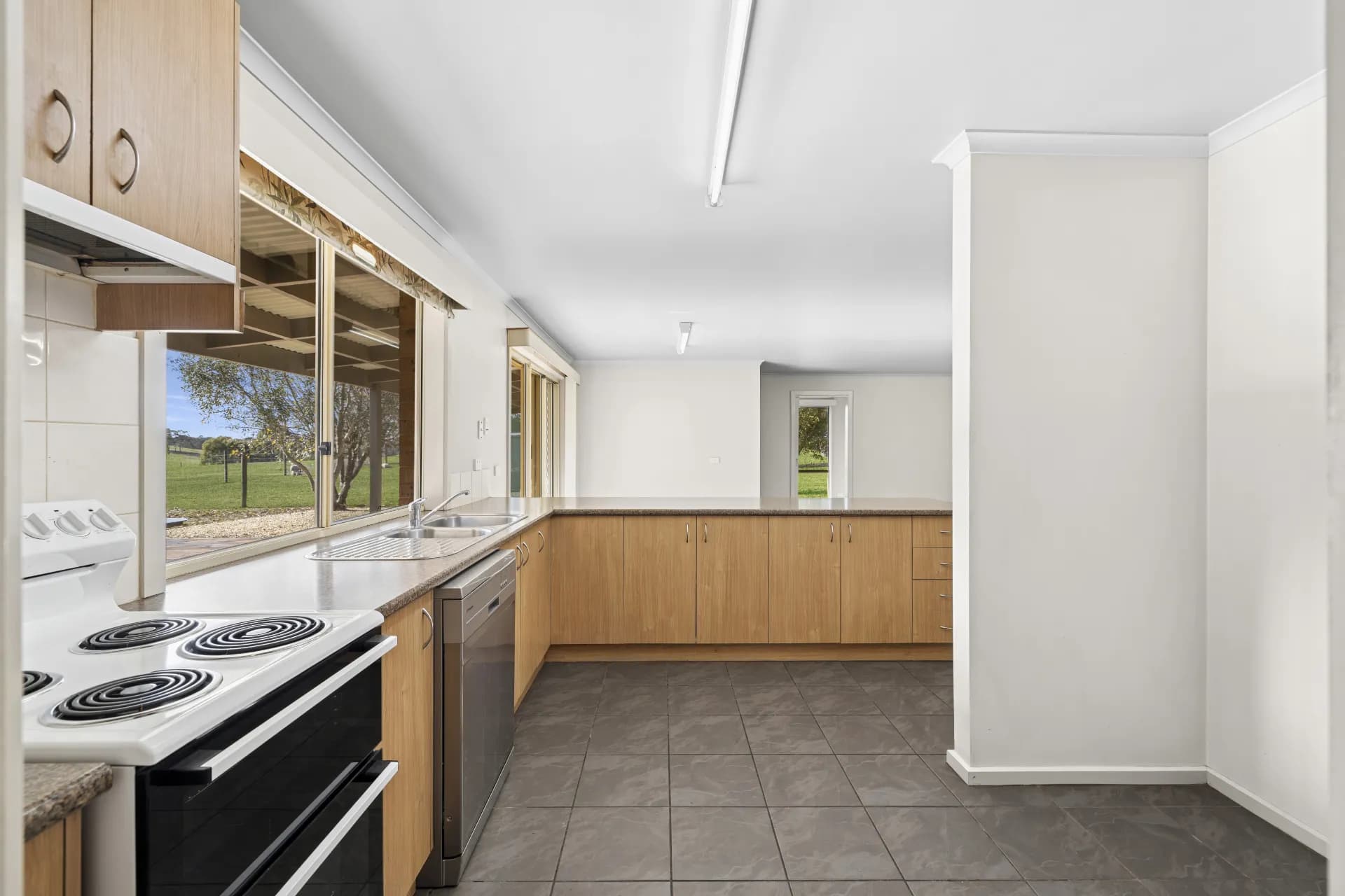 3590 Ballarat-Maryborough Road, Clunes., Clunes - Thumbnail 5