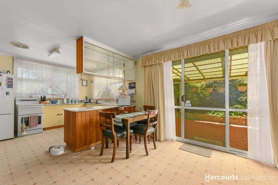 29 Helenwood Grove, NEWNHAM, TAS 7248, Newnham - Thumbnail 5