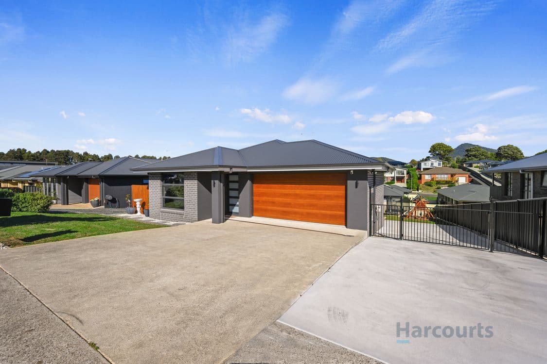 6 Bowman Drive, PENGUIN, TAS 7316, Penguin - Thumbnail 2