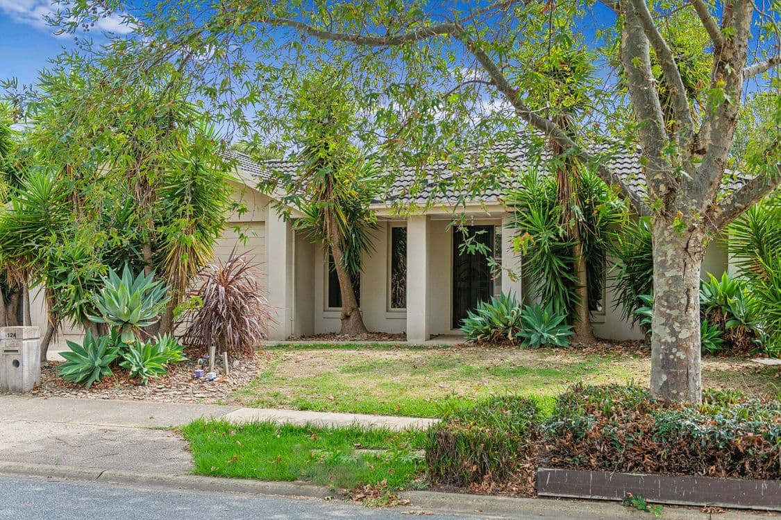 9 Flinders Chase, Sandhurst, VIC 3977, Sandhurst - Image 1