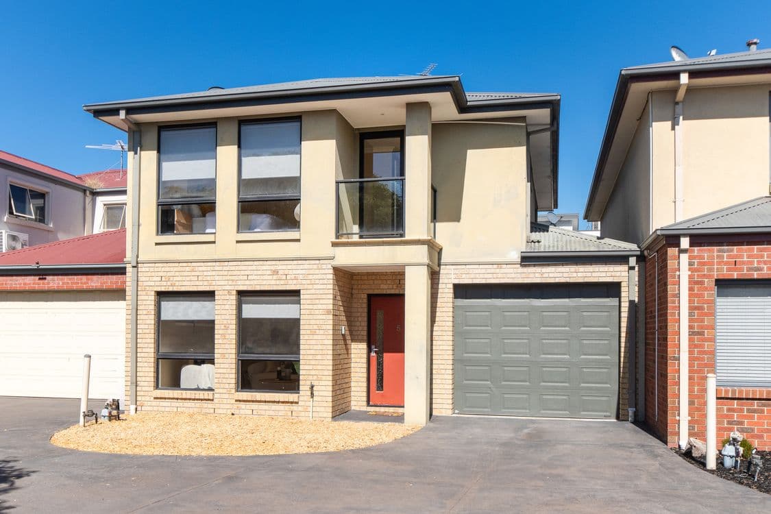 9 Flinders Chase, Sandhurst, VIC 3977, Sandhurst - Thumbnail 4