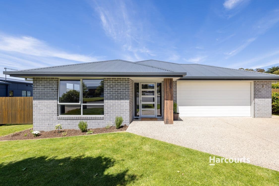 28 Overall Street, SULPHUR CREEK, TAS 7316, Sulphur Creek - Thumbnail 3