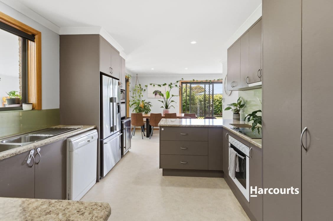 10 Elizabeth Street, ULVERSTONE, TAS 7315, Ulverstone - Thumbnail 4