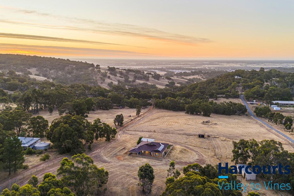 49 Taylor Road, BULLSBROOK, WA 6084, Bullsbrook - Thumbnail 3
