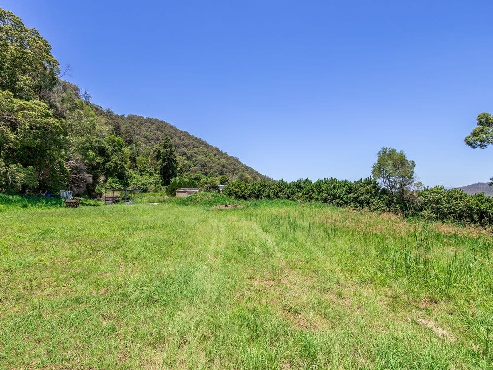 101 Crest Hill Drive, WONGAWALLAN, QLD 4210, Wongawallan - Thumbnail 5