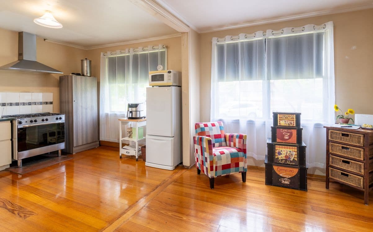 15 Overend Crescent, SALE, VIC 3850, Sale - Thumbnail 3