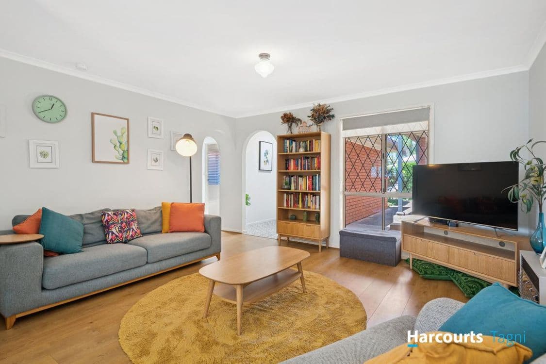 42 Glenthorn Crescent, O'HALLORAN HILL, SA 5158, O'Halloran Hill - Thumbnail 2
