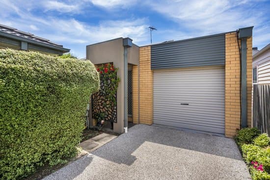 22 Robb Street, Spotswood, Spotswood - Image 1