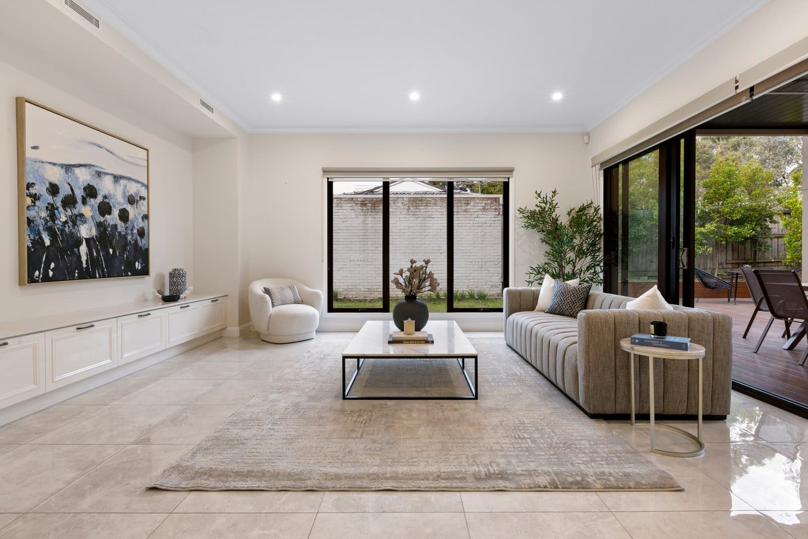 20 Wilga Street, Mount Waverley, Mount Waverley - Thumbnail 2