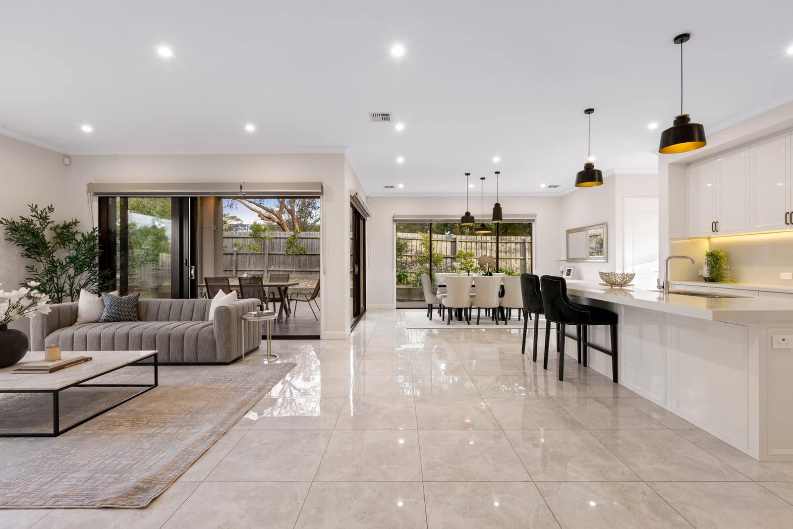 20 Wilga Street, Mount Waverley, Mount Waverley - Thumbnail 3