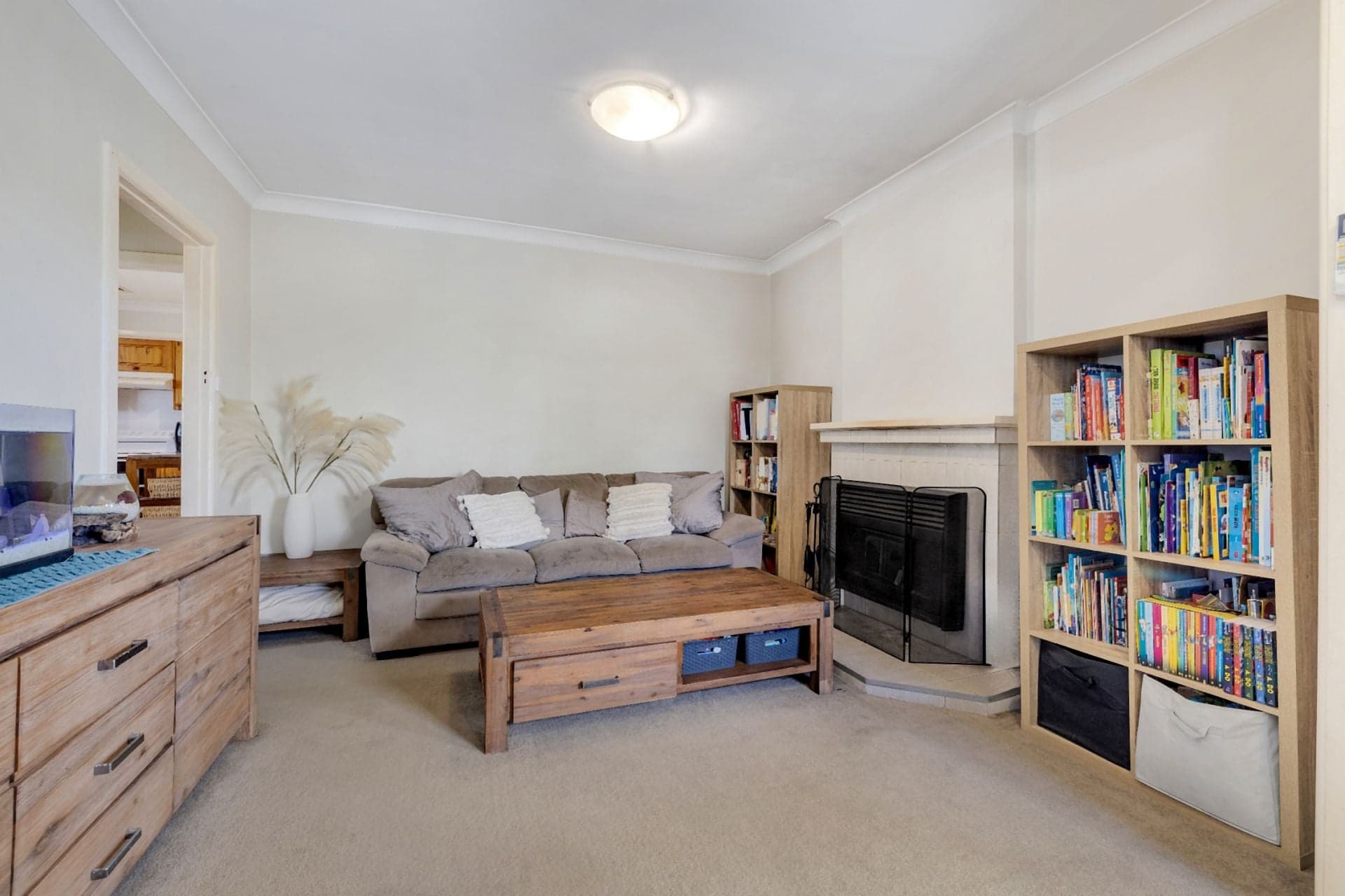 27 Edgar Street, Frederickton - Thumbnail 2