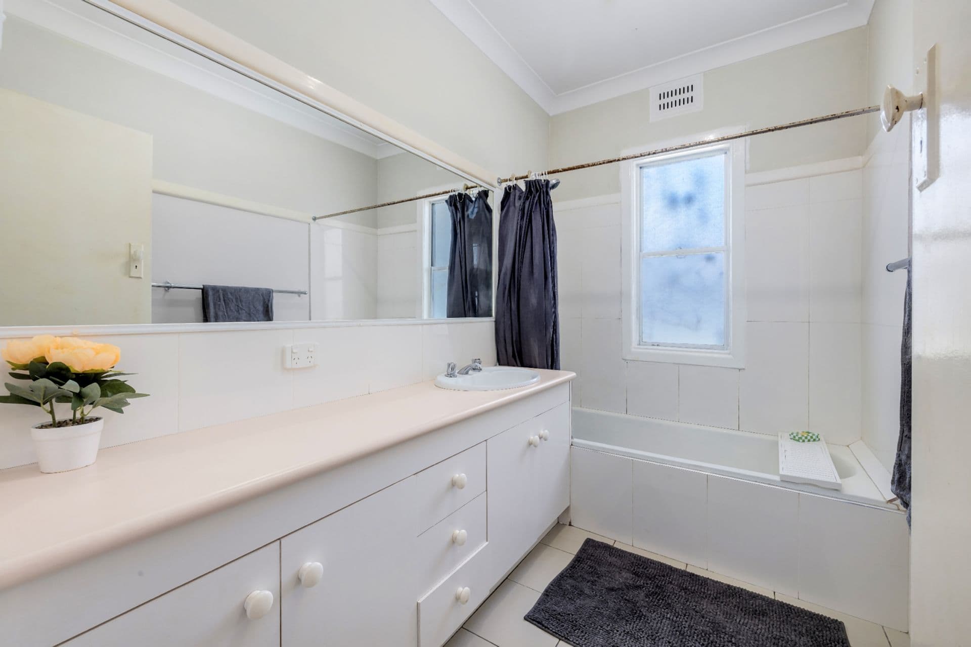 27 Edgar Street, Frederickton - Thumbnail 8