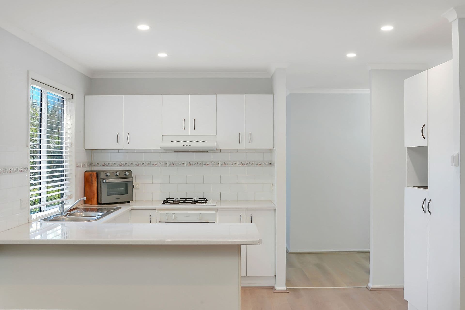 17 Watkin Tench Place, Kincumber South - Thumbnail 2