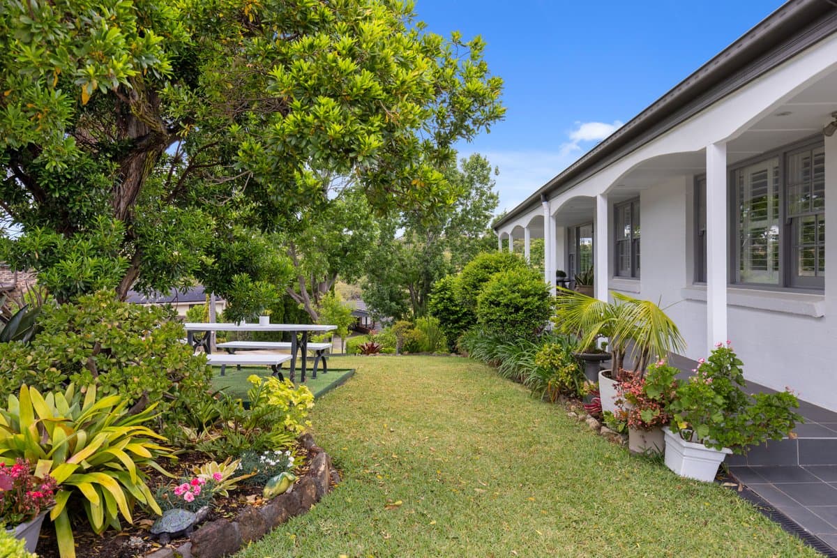 220 Lorraine Street, PEAKHURST HEIGHTS NSW 2210, Peakhurst Heights - Image 1