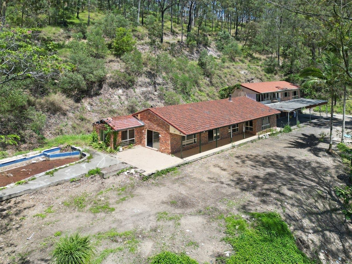 572 Tallebudgera Creek Road, TALLEBUDGERA VALLEY QLD 4228, Tallebudgera Valley Property Image - Thumbnail 7