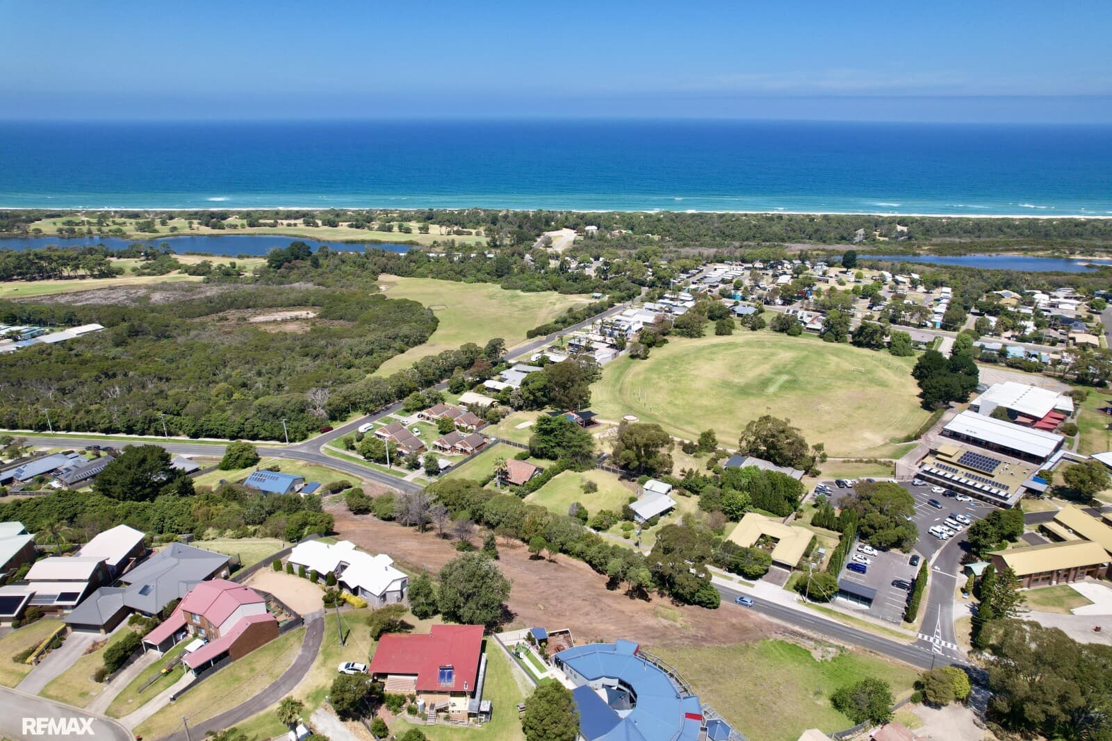 45 Golf Links Road Lakes Entrance VIC 3909, Lakes Entrance - Thumbnail 7