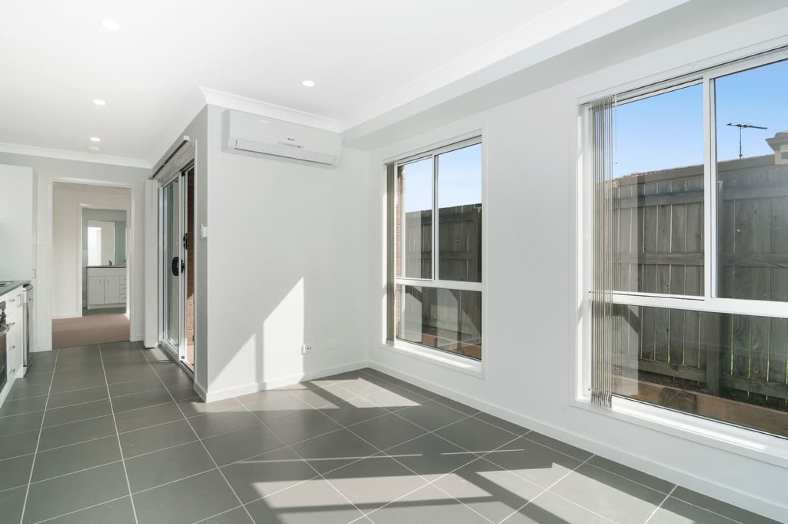 11 Tranquillity Way Eagleby QLD 4207, Eagleby - Thumbnail 7