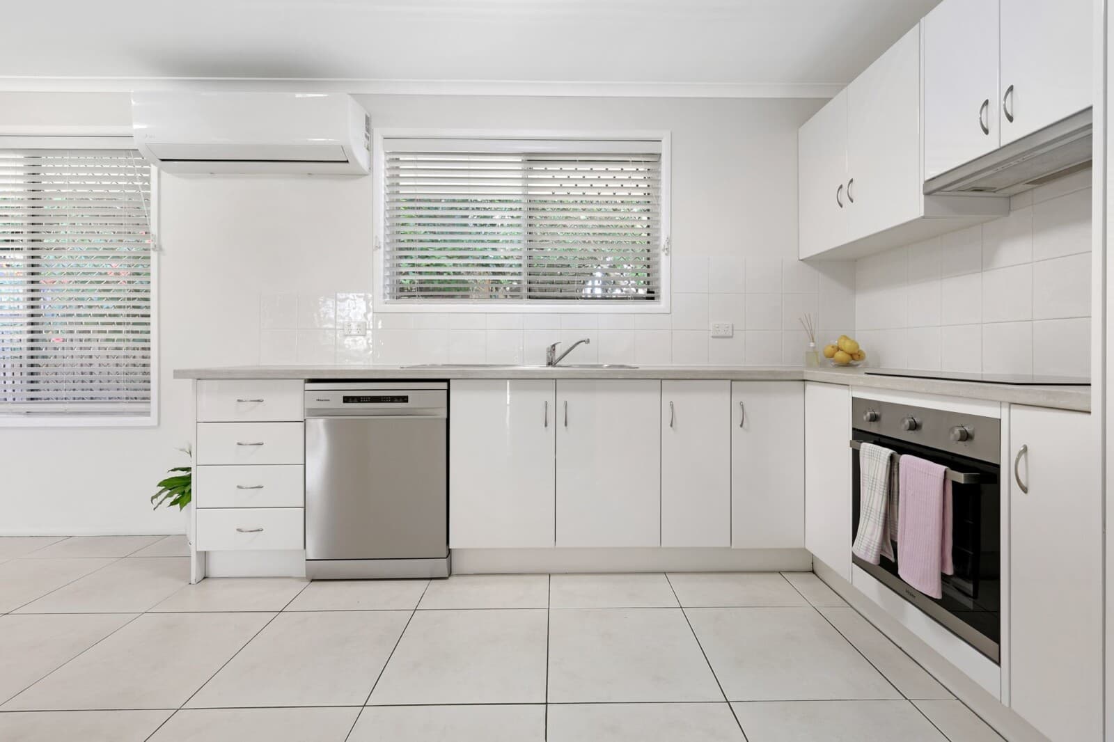 1 Regent Street Darling Heights QLD 4350, Darling Heights - Thumbnail 6