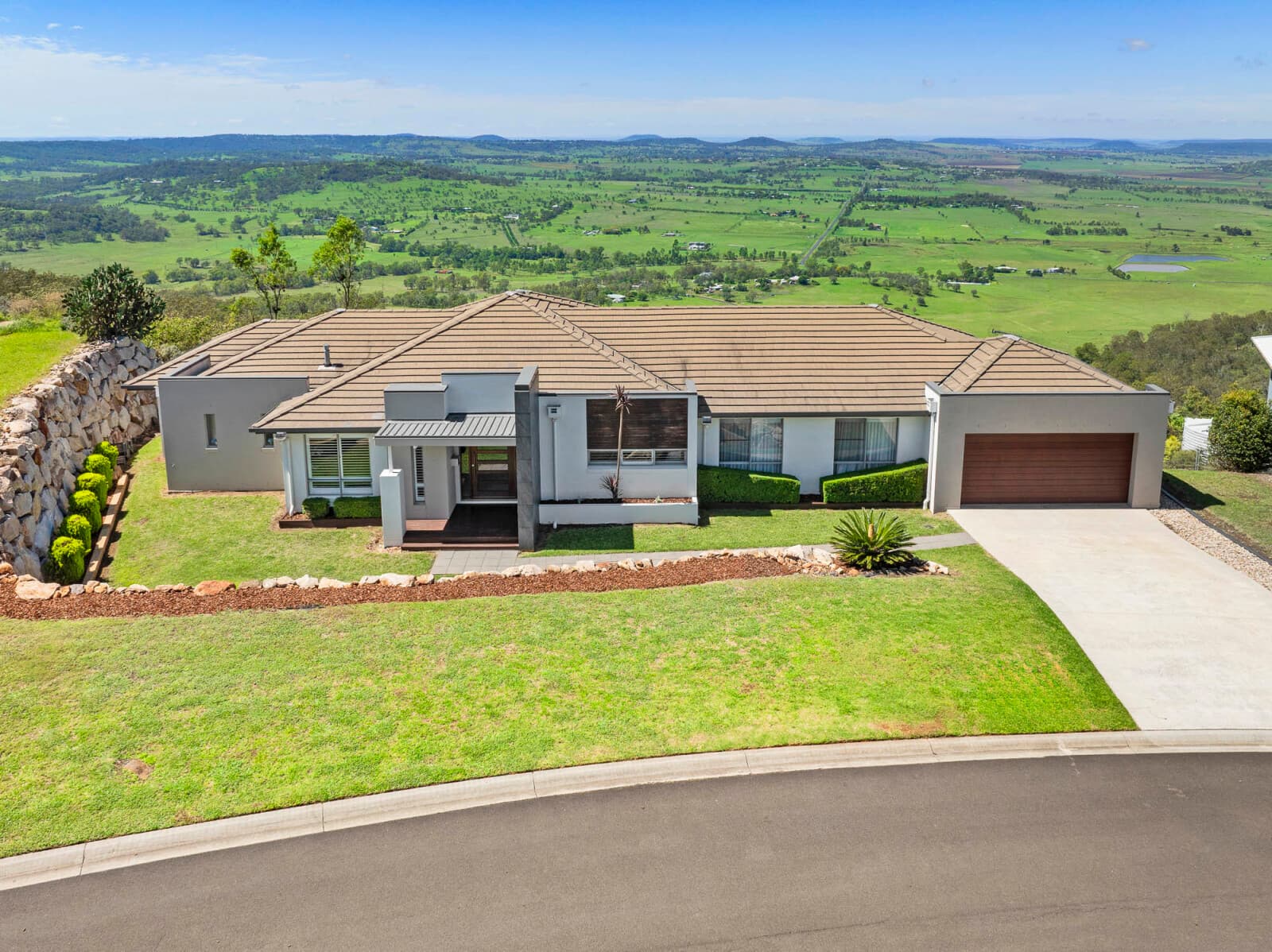 40 Panoramic Drive Preston QLD 4352, Preston - Image 1