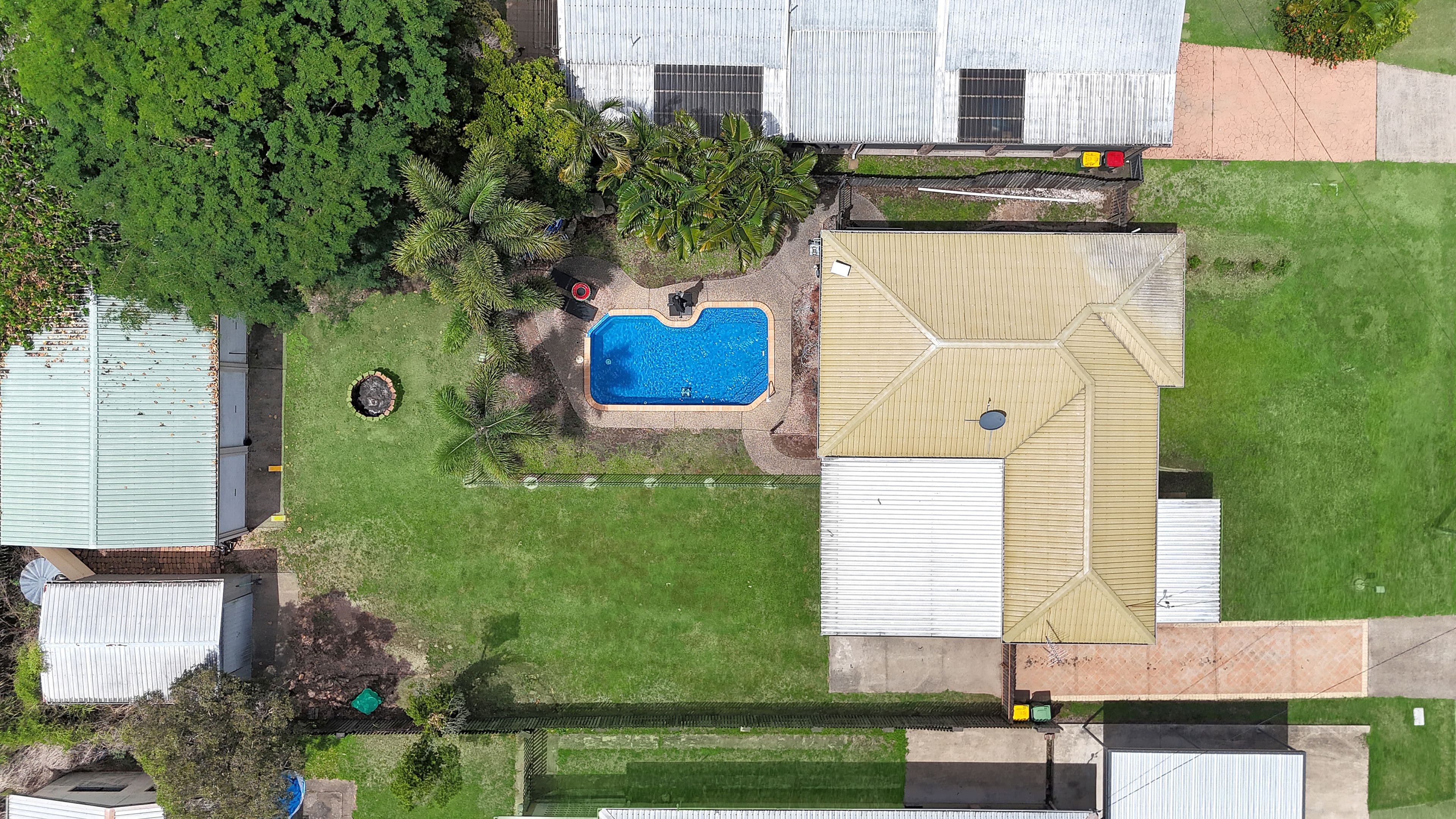 91 Sarina Beach Road , Sarina QLD 4737, Sarina - Image 1