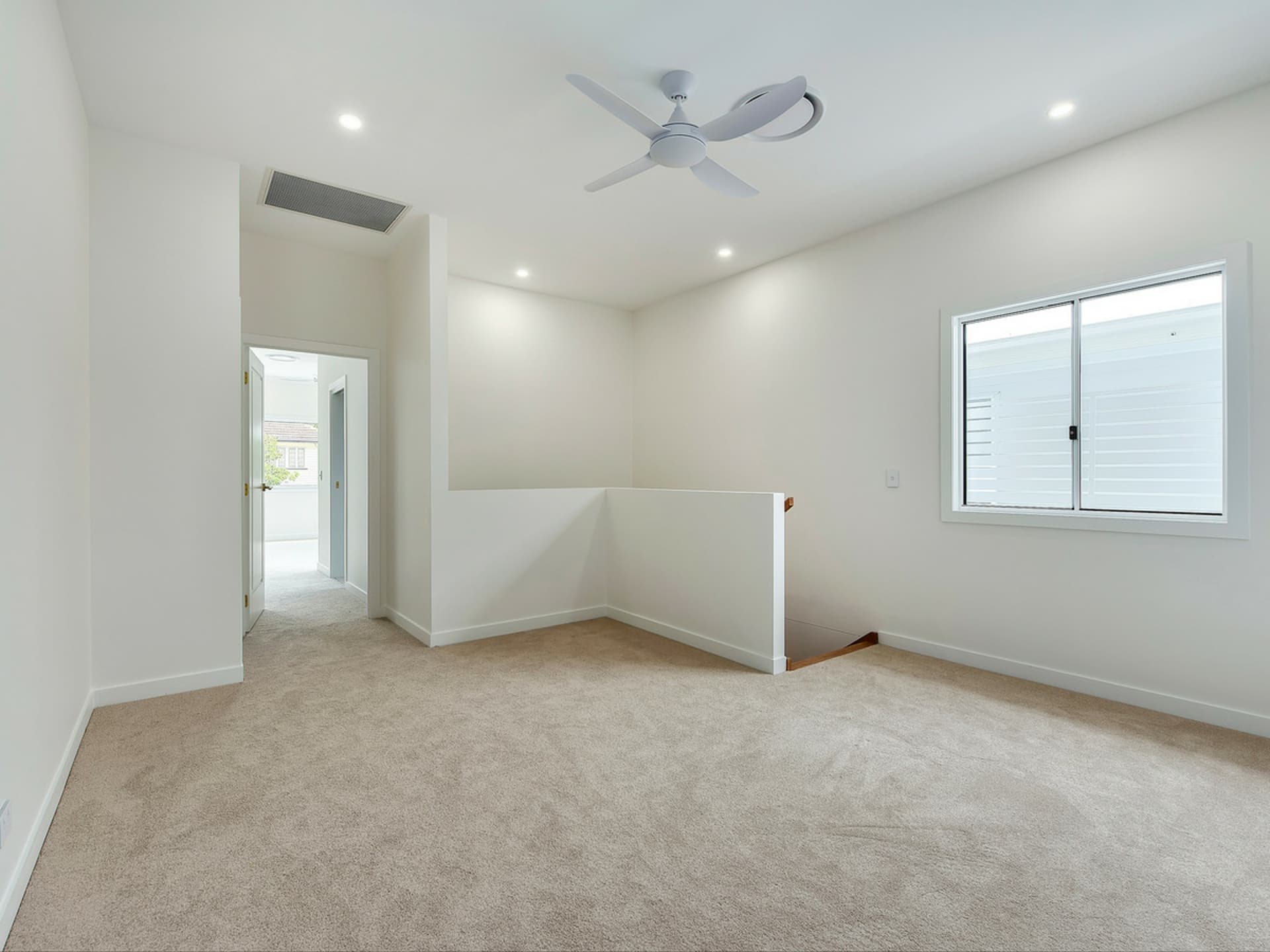 2/33 Gamelin Crescent, Stafford, Stafford - Thumbnail 8