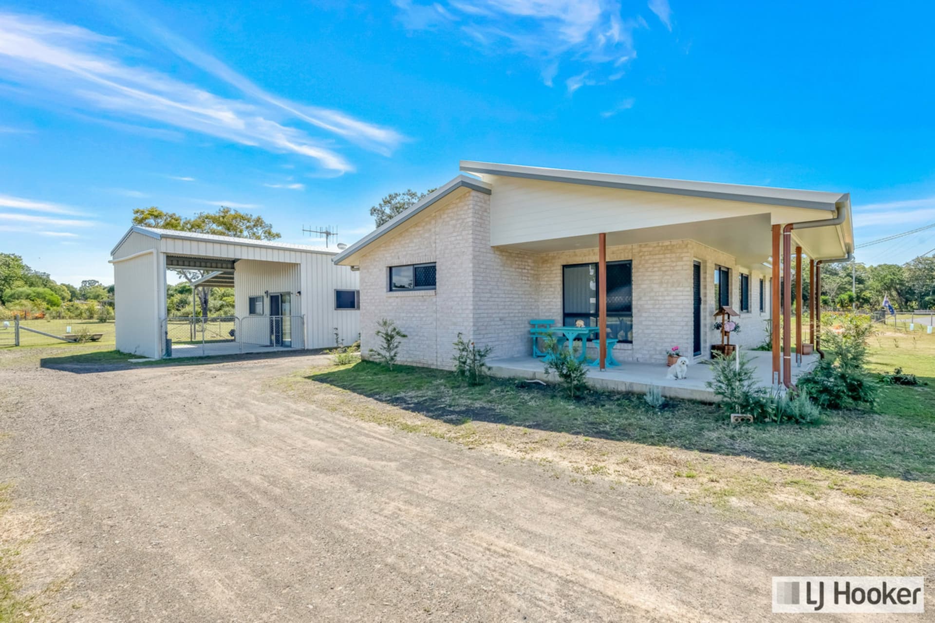 316 Sylvan Drive,, Moore Park Beach, Moore Park Beach - Thumbnail 4