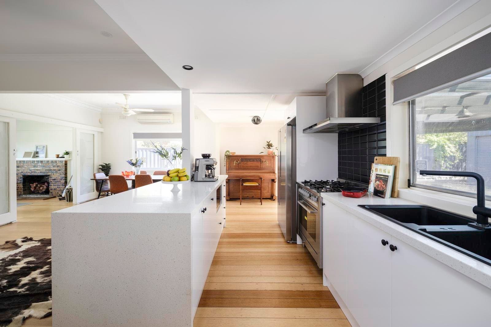 13 McColl Street, Reservoir VIC 3073, Reservoir - Thumbnail 5