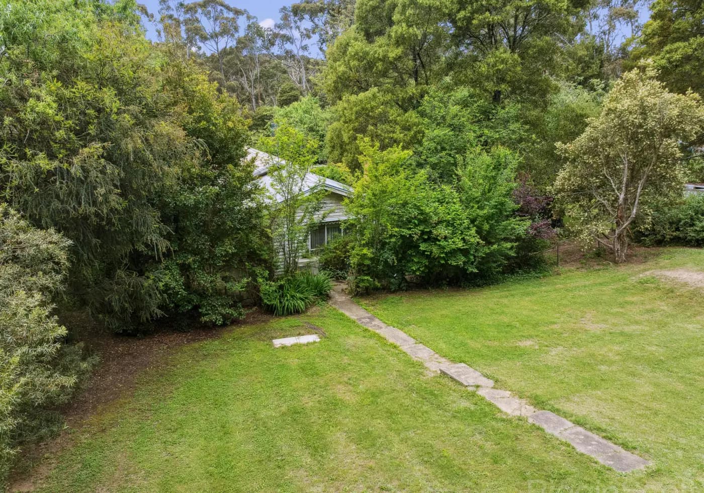 17 Burrall Street, Daylesford, VIC, Daylesford - Thumbnail 2