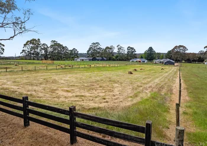 10 Spring Street, Glenlyon, VIC, Glenlyon - Thumbnail 6