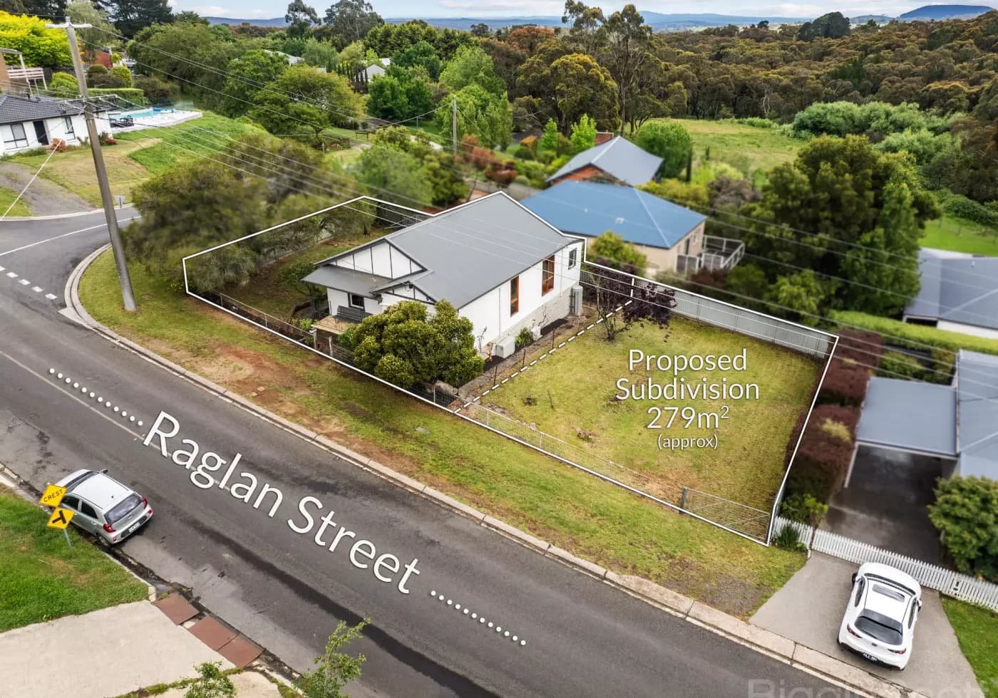 115 Raglan Street, Daylesford, VIC, Daylesford - Thumbnail 2
