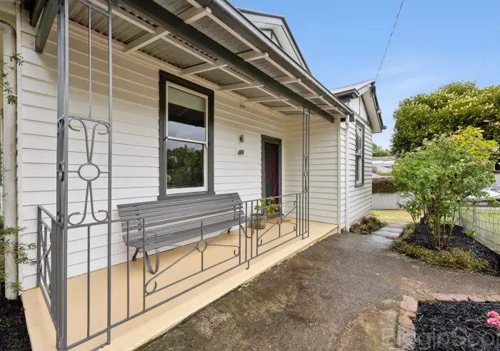 115 Raglan Street, Daylesford, VIC, Daylesford - Thumbnail 4