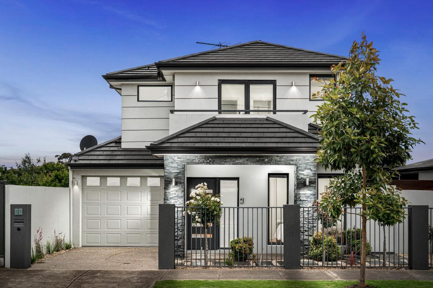 12 Hendren Avenue, Altona North, Altona North - Image 1