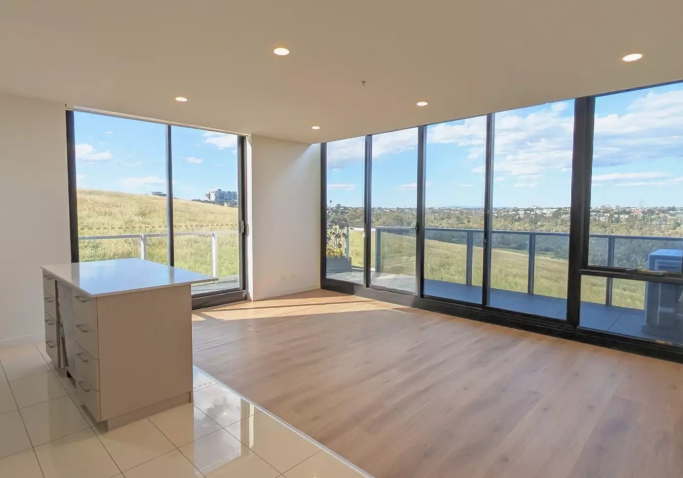 201/4 La Scala Avenue, Maribyrnong, Maribyrnong - Thumbnail 2