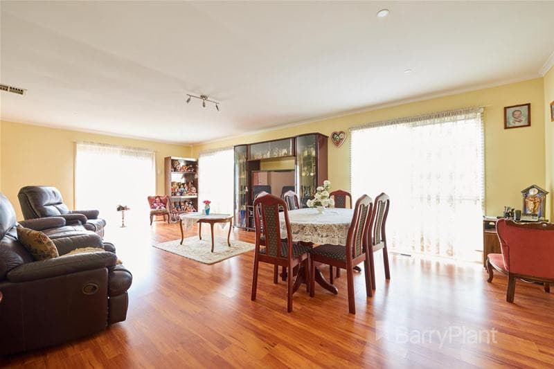 52 Kernot CrescentNoble Park North, VIC 3174, Unknown - Thumbnail 3