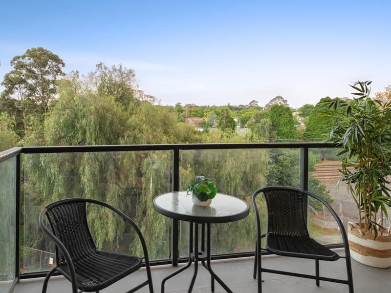 33 Charles Green AvenueEndeavour Hills, VIC 3802, Unknown - Thumbnail 6