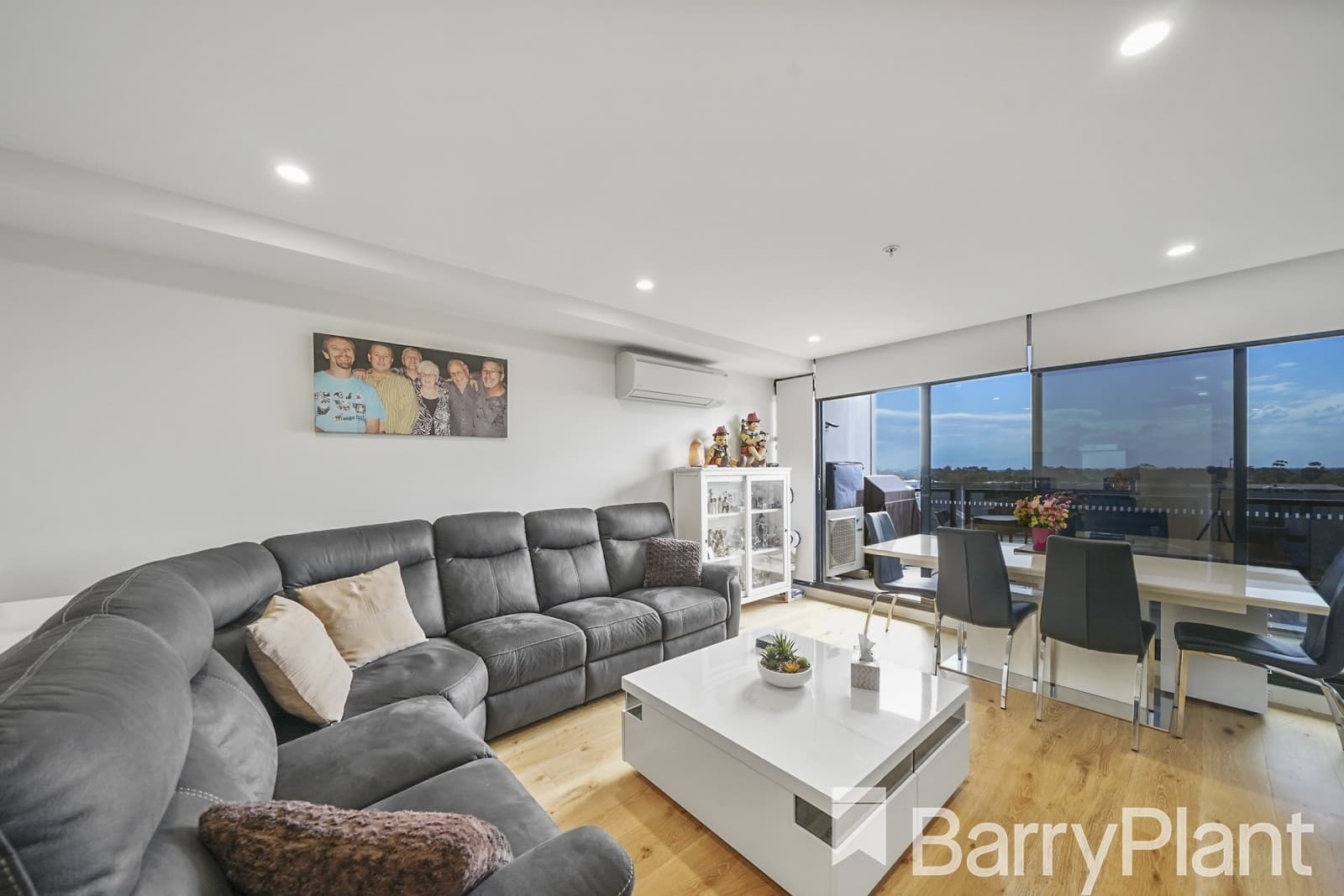 512/109 McLeod RoadPatterson Lakes, VIC 3197, Unknown - Thumbnail 2