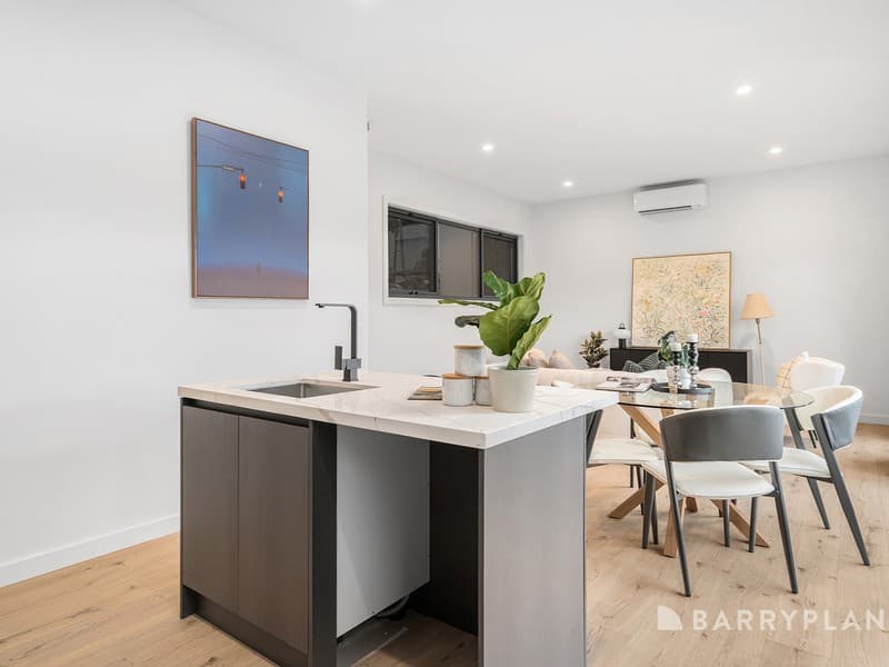 302/18 Waterview WalkDocklands, VIC 3008, Unknown - Thumbnail 6
