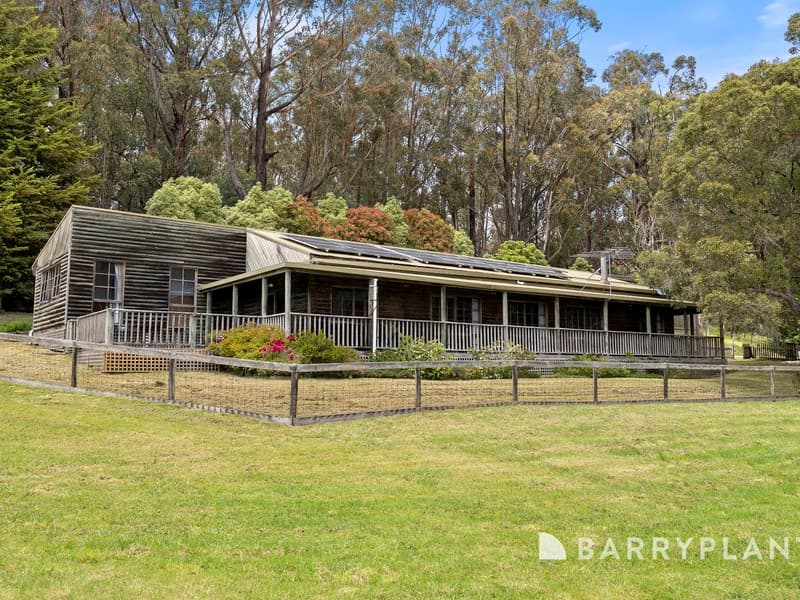 7 Floreat CourtGlen Waverley, VIC 3150, Unknown - Image 1
