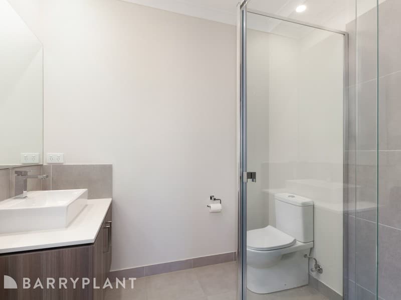 204/100 Western Beach RoadGeelong, VIC 3220, Unknown - Thumbnail 3