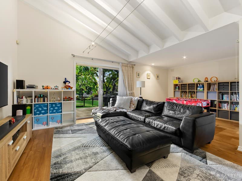 1/1 - 3 Stratheden CourtSydenham, VIC 3037, Unknown - Thumbnail 8