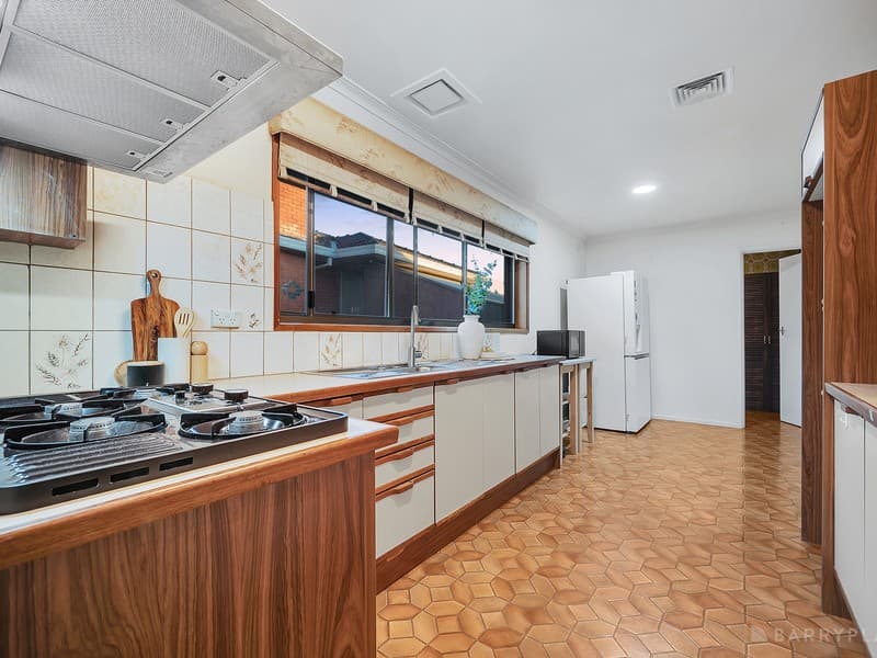 Unknown, Unknown - Thumbnail 7